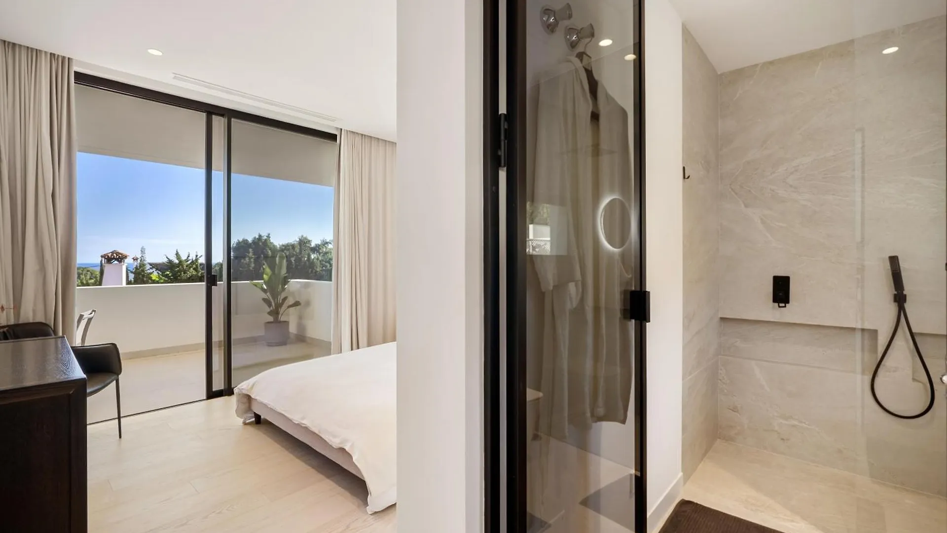 Villa Elviria - Private Swimming Pool Marbella