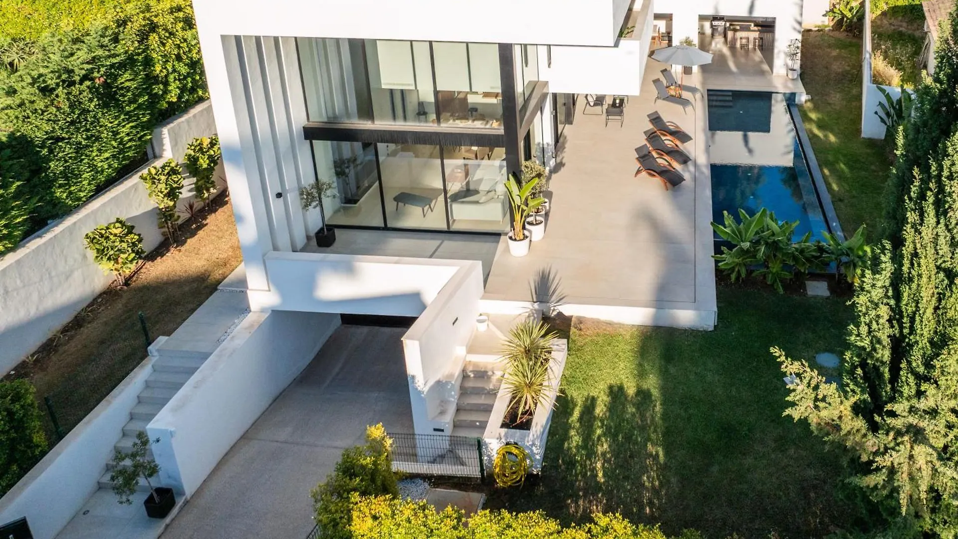 Villa Elviria - Private Swimming Pool Marbella